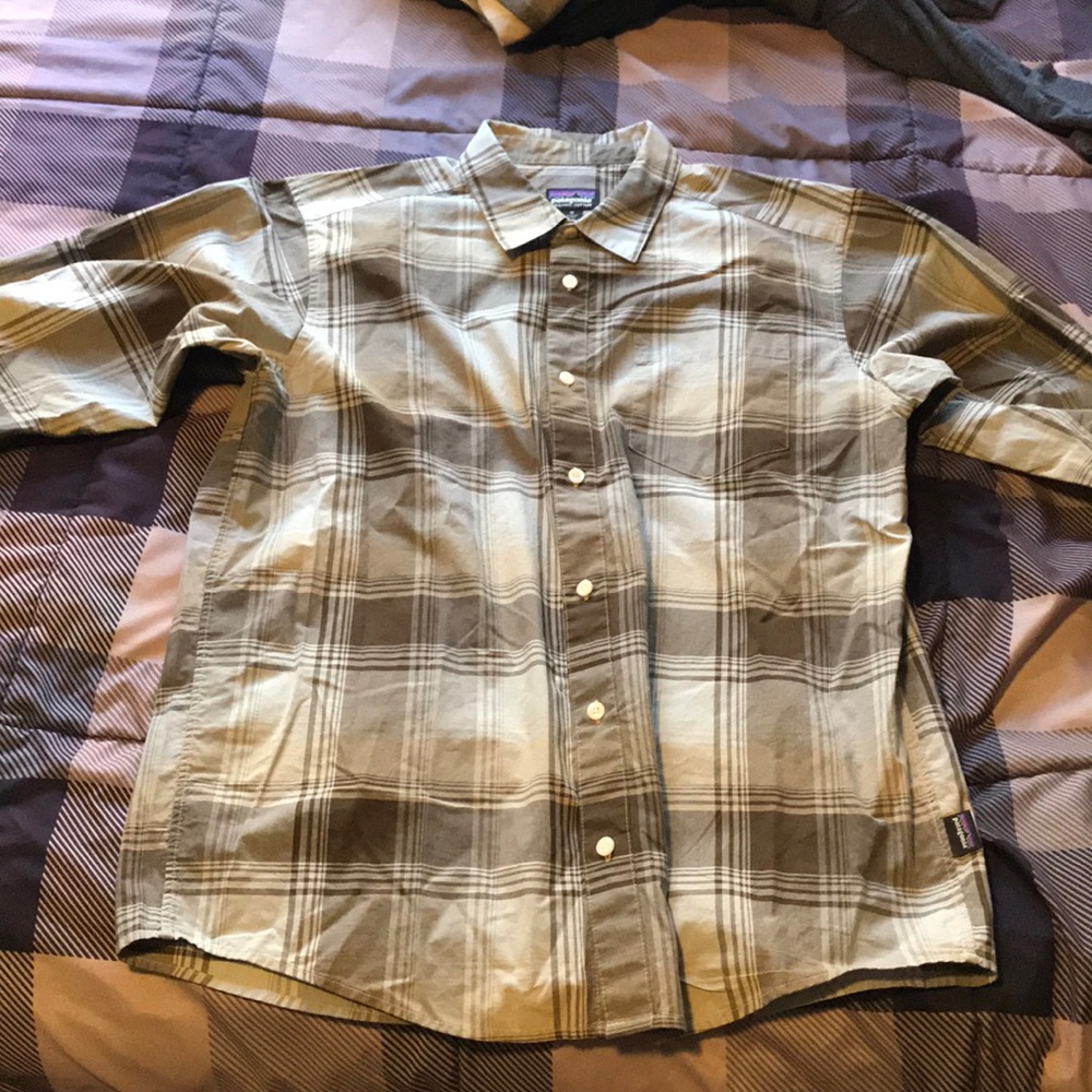 PATAGONIA LONG SLEEVE BUTTON UP